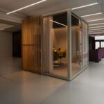 Abstracta Zen Pod Trellis Essential Freestanding Acoustic Room Divider in an interior setting