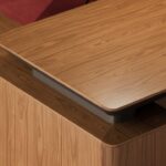 Nowy Styl Erange Desk Slab-Leg RC With Modesty Panel 4-Leg Base Freestanding eRange office arrangement