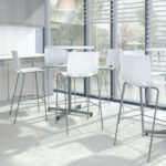 Nowy Styl Fondo Cfs-Rod Cantilever Plastic Back Frame Chair