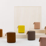 Cascando Pully Triangular Hocker Cm Pouf