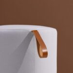 Cascando Pully Triangular Hocker Cm Pouf